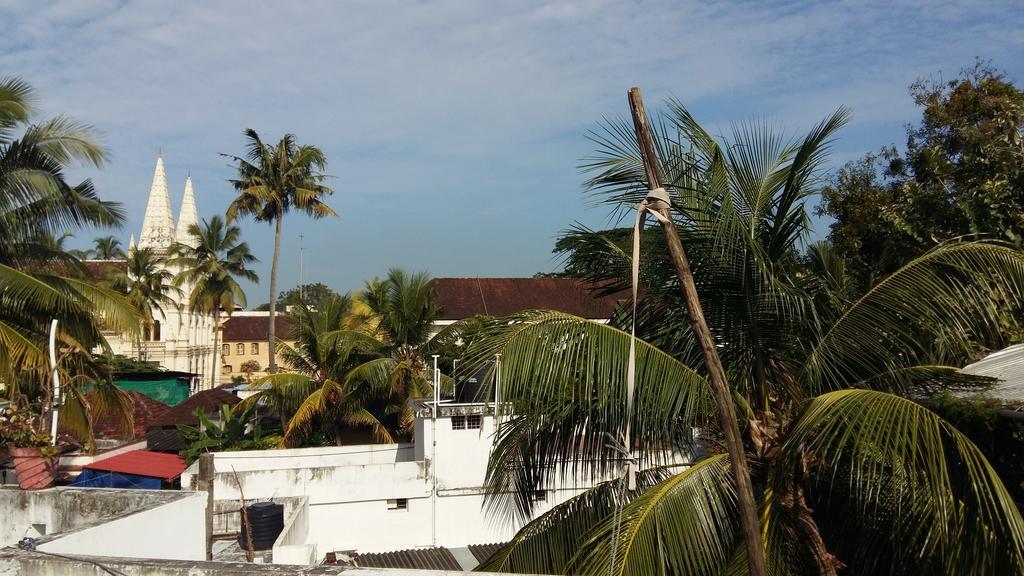 Niya Nest Homestay Kochi Kültér fotó